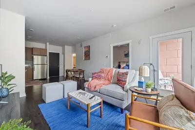 Image de Freshly Decorated 1 Bedroom Condo at Trailside 45!