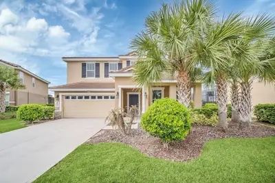 Image de Spacious villa in Amazing Solterra resort. South facing pool. Great family villa