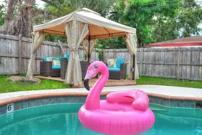 Image de Casa Colorida: Private Heated Pool& 10 min to Fort Lauderdale Beach and Las Olas