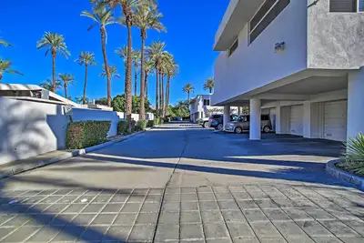 Image de Stylish upstairs villa overlooking the pool