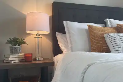 Image de Stay and play in the heart of everything Starkville has to offer!