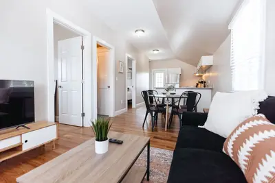 Image de Homey 3br\/1ba Near the Beach