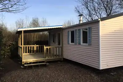 Image de Mobil-home Confort 30m2 (2 chambres) + terrasse couverte 4 personnes