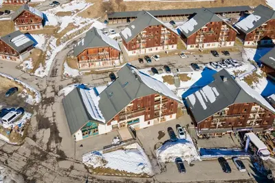 Image de Appartement avec Piscine + Parking | Casier de Ski