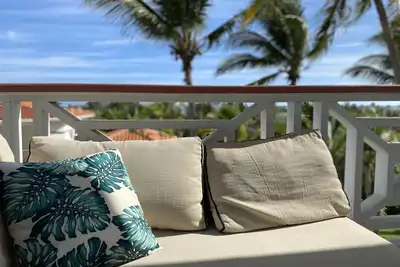 Image de Bliss 101: Poolside Condo w\/ Wraparound Balcony & Ocean View