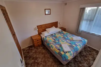 Image de Close to Beach, Harbour Marina, Country Club, Golf Course, Restaurants, Cafes