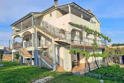 Image de Appartements Josip, (16660), Pakoštane, Croatia