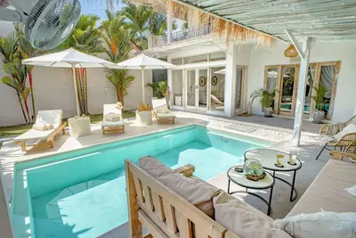 Image de Villa Piece Of Peace private 3 Br with large pool and garden
