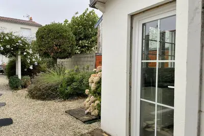 Image de Maison centre-ville avec  jardin