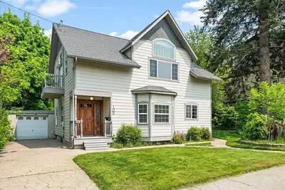 Image de Spacious 5 Bedroom Home in Downtown Coeur D’Alene