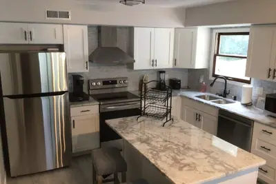 Image de Cozy Condo in Serene Neighborhood