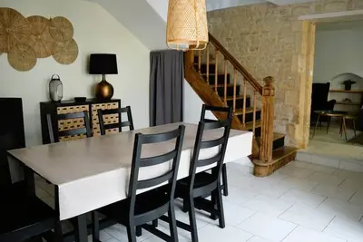 Image de Halte Lutine - Maison chaleureuse en pierres