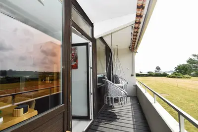 Image de Completely renovated, very high quality equipped, friendly and bright vacation