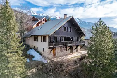Spacieux Appartement De 150 M2 Dans Chalet Familial