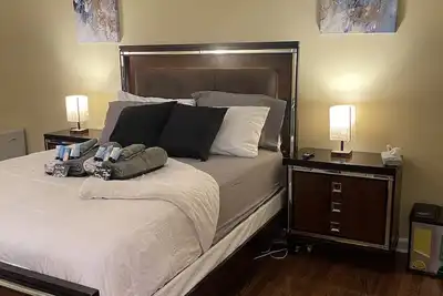Image de Enhanced 2bdrm next to hospitals great location