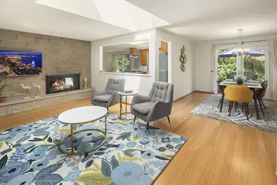Image de Mid century modern retreat w/ expansive garden and central A/C