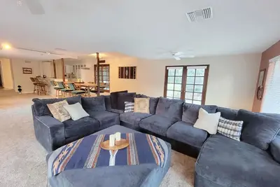 Image de Mountain Views & Hot Tub! 3br House in Kernville