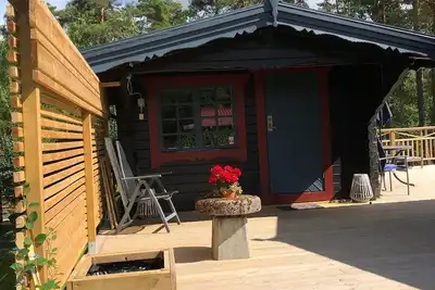 Image de Timber cottage 2\/2 with jacuzzi near lake Vänern