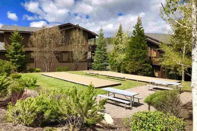 Image de Cozy Truckee Mountain Retreat