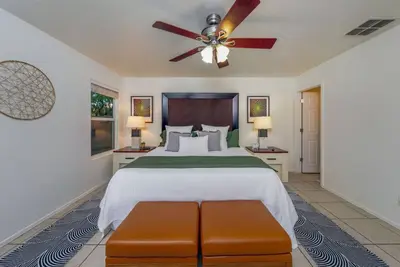 Image de Kino / Sleeps 8 / 4 Br / 2 Ba / Garage / Fenced