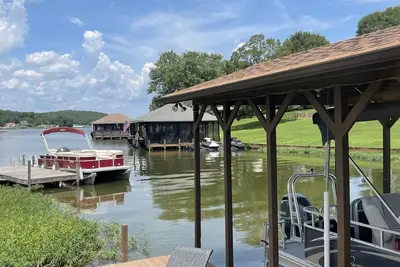 Image de Lakefront Retreat on Lake Tillery