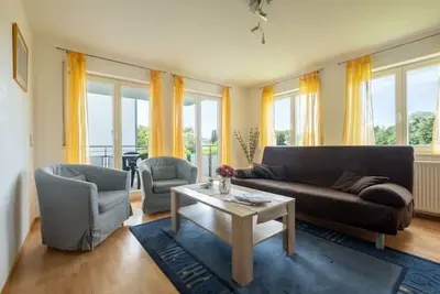 Image de Quiet, family-friendly apartment with 2 bedrooms near the lake