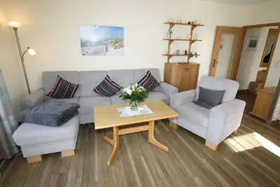 Image de Alb-1. 24 - Holiday apartment on the 3rd floor with balcony - Residence Albatros Cuxhaven (2)