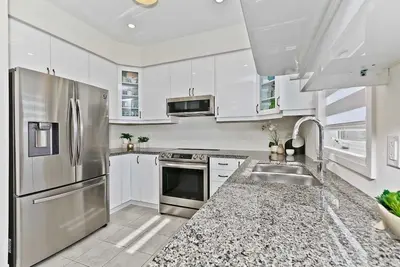 Image de ★4 Br Modern Detached House in Paris, Brant