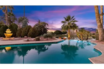 Image de H2o Sanctuary | Huge Spa, Htd Pool, Lake, Kayaks & Park Views 🌴