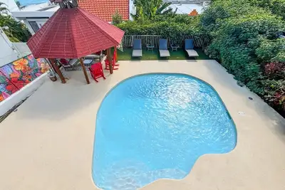 Image de Beautiful oceanfront property with pool and amenities to relax