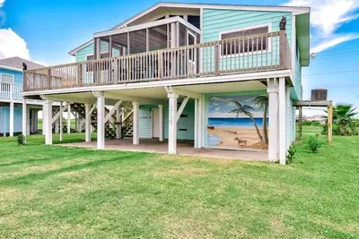 Time well wasted. . . A relaxing and family friendly beach home