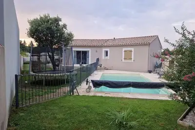 Image de Villa en campagne - avec piscine chauffée et jardin - 8 personnes