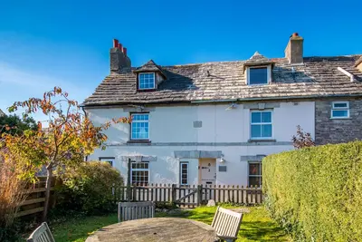 Image de Pembroke Cottage - gorgeous Purbeck stone cottage with open fire