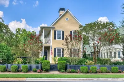 Image de Downtown Luxury Charleston-style Row House/near Bruce's Field/Horse District