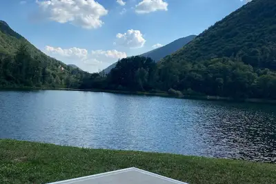 Image de Magda's Corner-directly on the lake-private beach is private parking