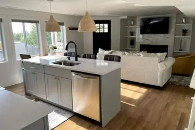 Image de Lovely 1-Bdrm Apt w/ Hot Tub - 5 mins from Canyons