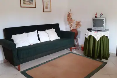 Image de Assafarge-2Bedroom-1Bathroom-Garden