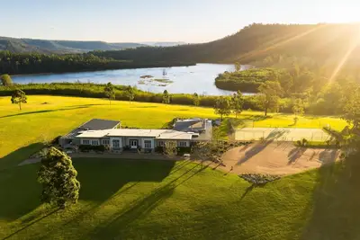 Image de Lake David Luxury Lakehouse-\"Winter Special\" stay 2 nights get 3rd Night 50% Off