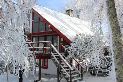 Image de Cozy Ski In Ski Out on Ski Beech Mountain