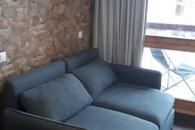 Image de Studio rénové skis aux pieds avec balcon