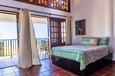 Kings Of Sosua - 7bd hilltop luxury villa with infinity pool and sea views! !