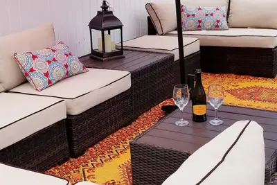 Image de 30+ Day Stays in 5 Kings Smarthouse❤️Spa Bath + Jetted Tub | Huge Bbq, Outdoor