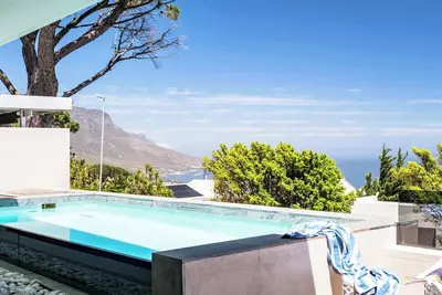 Image de Spacious Holiday Apartment with Fantastic Views, Deck and Pool Malindi