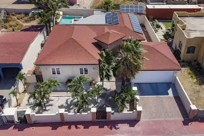 Image de New! ! Welcome to Villa Albisa! ! 2 min from the beach!