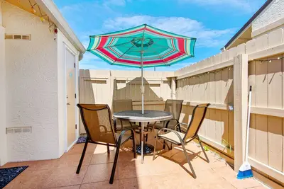 Image de ☀️Walk to Beach-4 Pools-Tennis-Horizon South 38b☀️