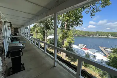 Image de Charming condo on the 4 mile marker of the lake of the ozarks.