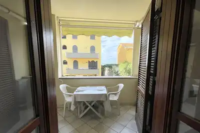 Image de Rosina, 50 metri dal mare con clima e balcone