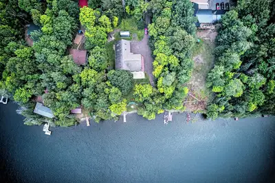 Image de All-Season Retreat – Perfect for Atv, Snowmobiles, Skiing, Hunting, and Fishing