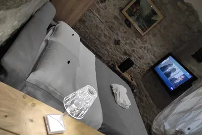 Image de Monolocale con Divano-Letto