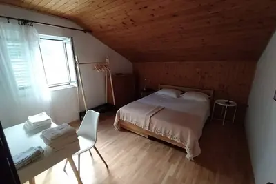 Image de Appartement de trois chambres avec la terrasse et la vue sur le mer Baie Vela Stiniva, Hvar (A-19951-a)